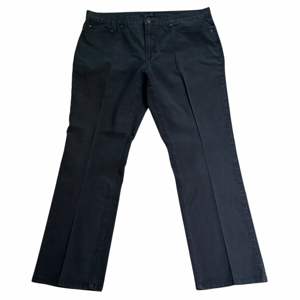 10/$25🦋 Kenneth Cole Jet Black High Rise Straight Leg Jeans - Size 36/30